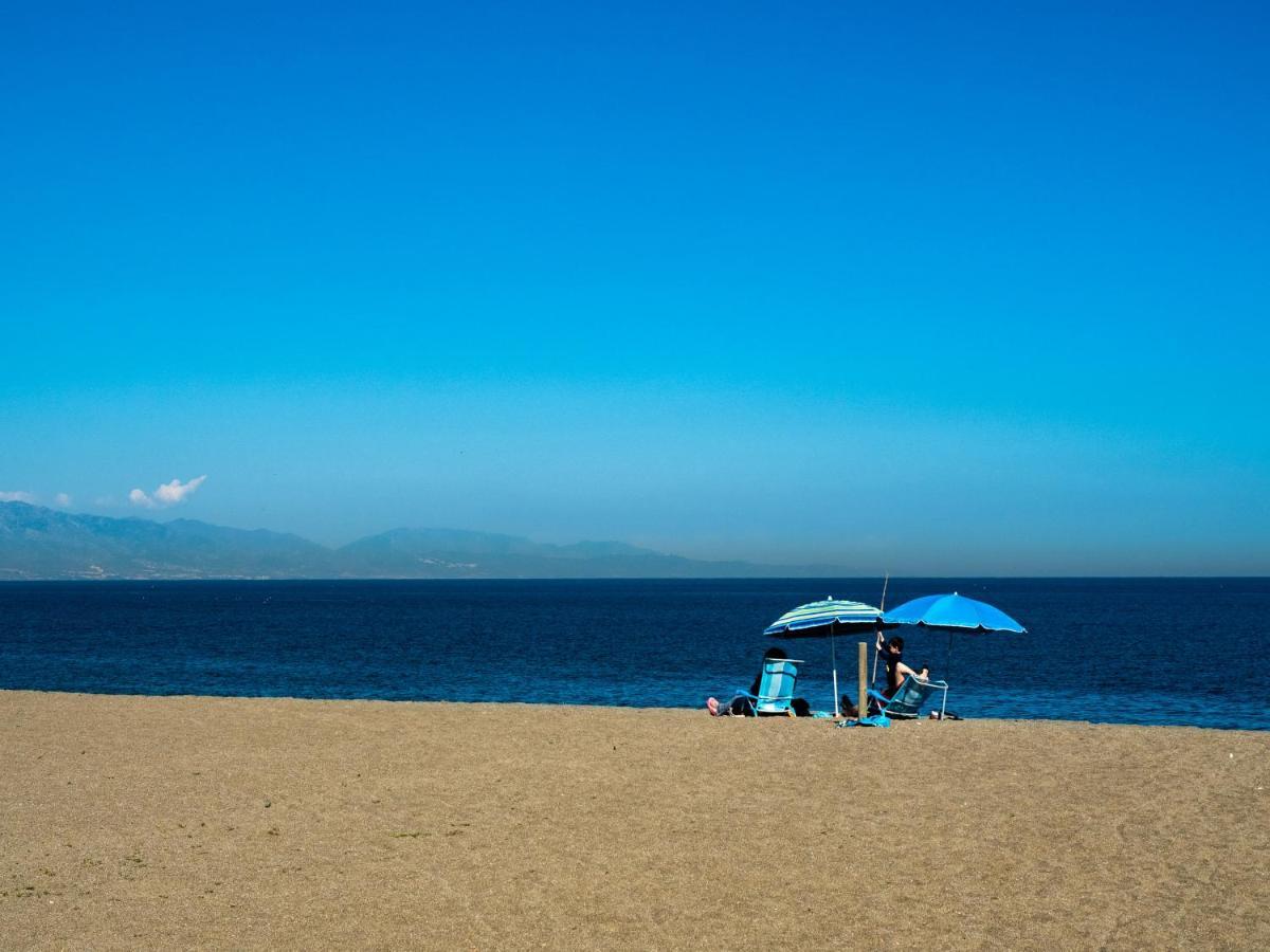 Frontline Beach Apartment Marina Real 5009 Manilva Bagian luar foto